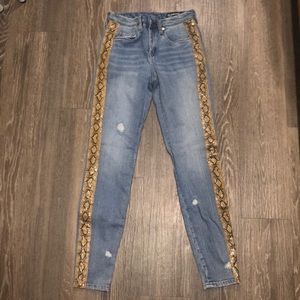 BlankNYC Mid-Rise Skinny Jean